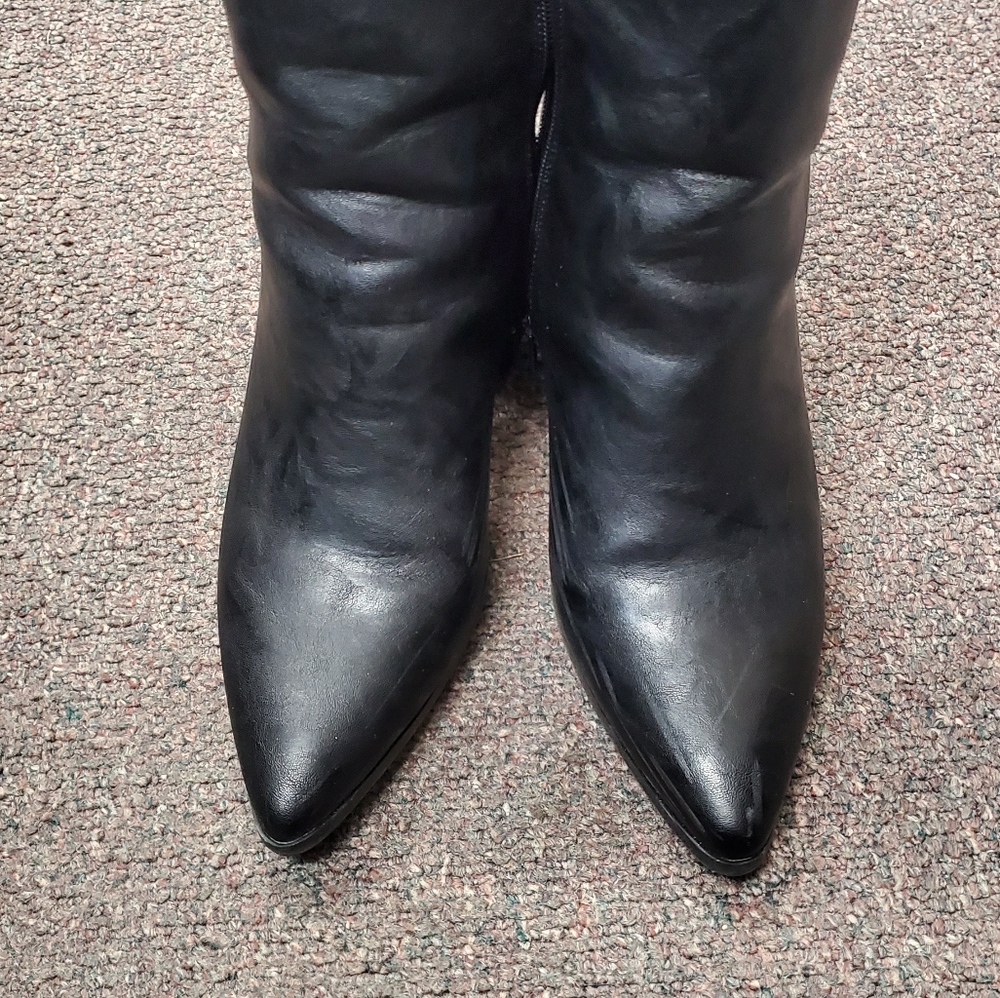Black boots